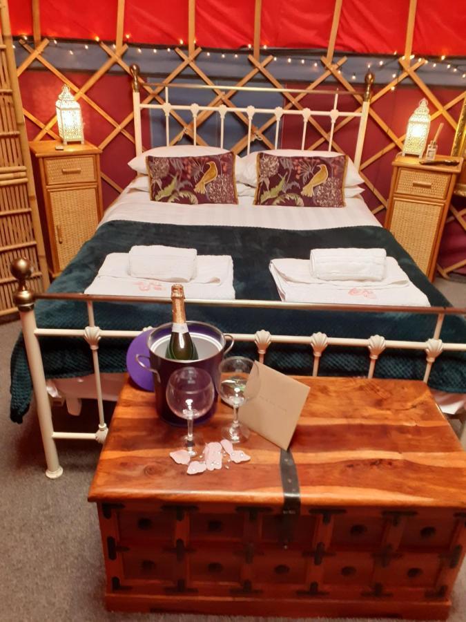Orchard View Yurt & Hot Tub Somerset Weston-super-Mare Exterior foto